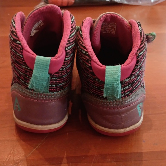 Plae Max GUC size 12 - Picture 3 of 4